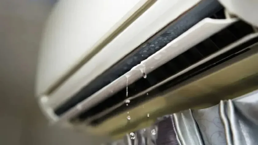 Split AC, Split AC water, Split AC water dropping, Split AC servicing, Split AC water falling, Split AC new issues, Split AC problems, Split AC tips, Split AC water leakage problems