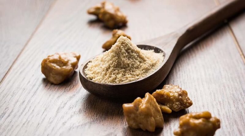 asafoetida, health benefits, warm water, empty stomach, morning routine, digestive health, immunity boost, natural remedy, herbal remedy, asafoetida for digestion, morning health tips, improve digestion, body benefits