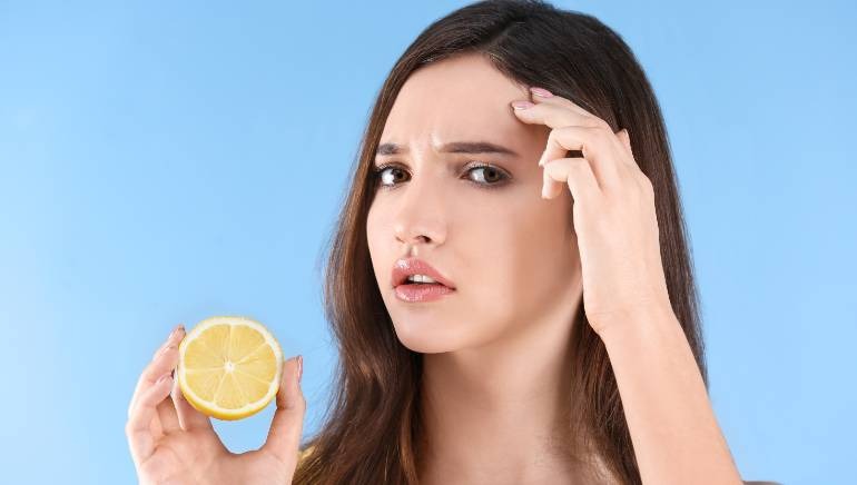 lemon for skin, healthy skin tips, lemon side effects on skin, चेहरे पर सीधे नींबू लगाना, चेहरे पर नींबू लगाना चाहिए या नहीं