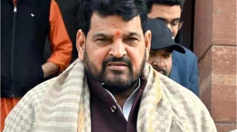 बरी होने के बाद फिर बढ़ीं बृजभूषण सिंह की मुश्किलें? महिला पहलवानों की याचिका पर कोर्ट का नोटिस, 9 अक्टूबर को अगली सुनवाई